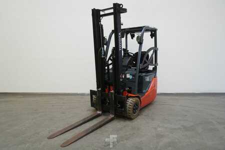 Elektro tříkolové VZV 2016  Toyota 8FBET15 (1)