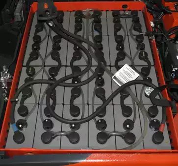 Elektro čtyřkolový VZV 2020  Linde E 16 P EVO 386-02 (5)