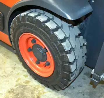 Elektro čtyřkolový VZV 2020  Linde E 16 P EVO 386-02 (6)