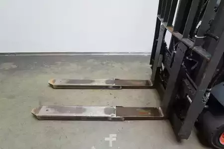 Chariots électriques à 3 roues 2020  Linde E 14 EVO 386-02 (6)