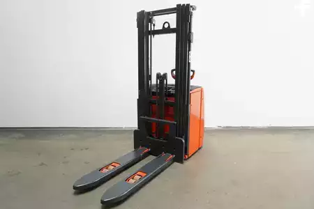 Magasemelésű béka 2020  Linde L 14 1173 (2)