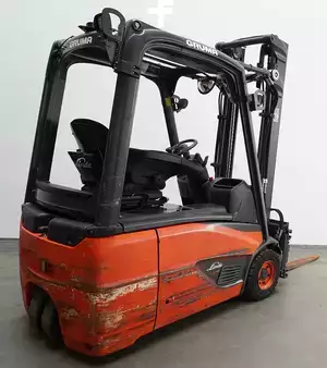 Elektryczne 3-kołowe 2020  Linde E 16 EVO 386-02 (2)