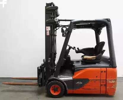 Elektryczne 3-kołowe 2020  Linde E 16 EVO 386-02 (4)