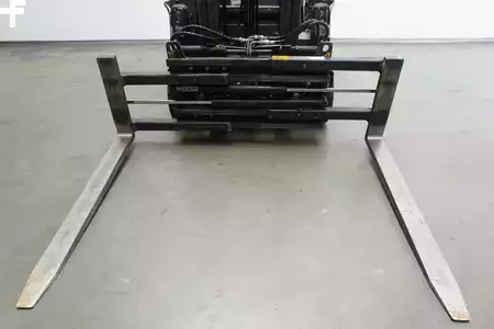 Elektryczne 3-kołowe 2020  Linde E 18 EVO 386-02 (7)