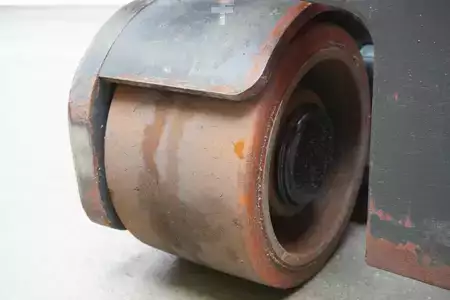 Chariots à mât rétractable 2020  Linde R 16 X 116-03 (7)