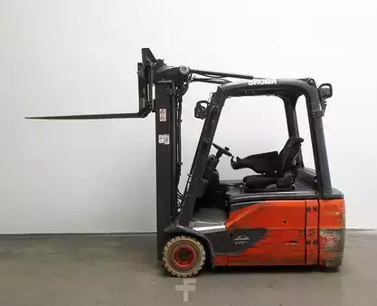 Elektro tříkolové VZV 2021  Linde E 20 L EVO 386-02 (4)