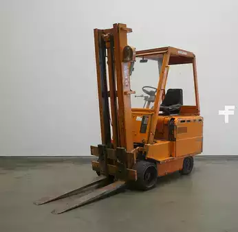 Elektro čtyřkolový VZV 1975  Clark EC 500 50 E (1)