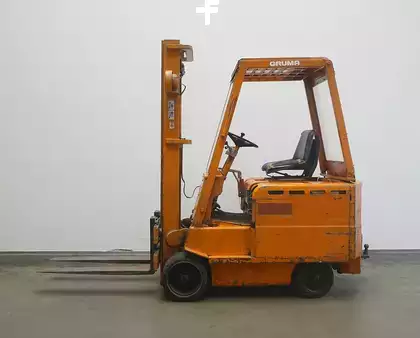 Elektro čtyřkolový VZV 1975  Clark EC 500 50 E (4)