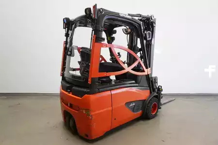 Elektromos 3 kerekű 2021  Linde E 18 EVO 386-02 (2)