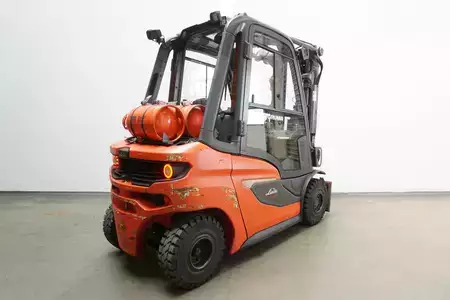 Treibgasstapler 2021  Linde H 25 T 1202 (2)