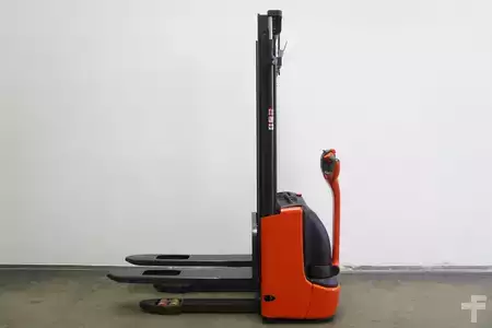 Stapelaars 2021  Linde L 10 1172 (4)