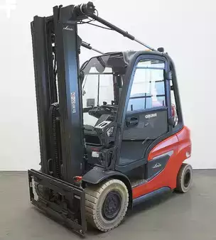 LPG VZV 2021  Linde H 30 T 1202 (1)