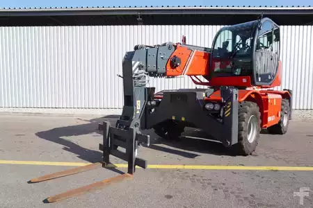 Chariots téléscopiques rotatifs 2022  Magni RTH 5.21 (1)