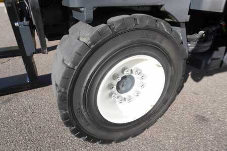 Fireveis skyvemast gaffeltruck 2022  Combilift C5000XL (8)