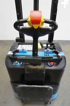 Stacker pedestre 2011  HanseLifter E1330GS-02 (3)