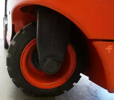 Elektro čtyřkolový VZV 2015  Linde E 30 387 (7)