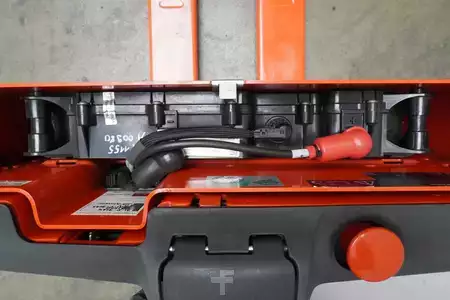 Transpalettes électriques 2023  Linde T 14 ION 1155-00 (4)