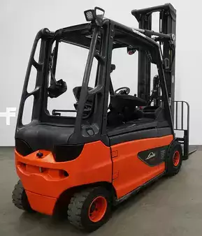 Sähkö - 4 pyör 2017  Linde E 25 L 387 (2)