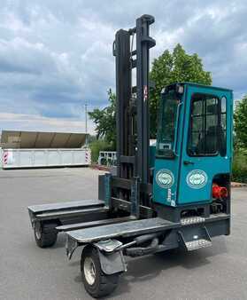 Carretilla retráctil de 4 vías 2011  Combilift C5000XL (1)