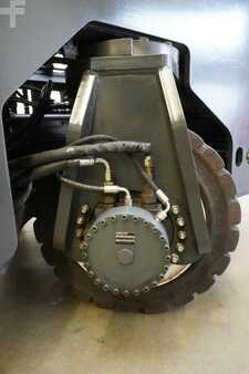 Retratil de 4 vias 2011  Combilift C5000XL (8)