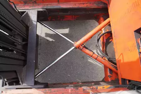 Carrelli elevatori laterali 2006  Fantuzzi SF50 U (5)