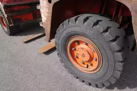 Carrelli elevatori laterali 2006  Fantuzzi SF50 U (8)