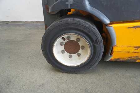 Sähkö - 4 pyör 2003  Jungheinrich EFG-Vac 20MPG (6)