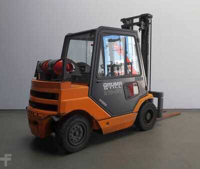Wózki gazowe 2006  Still R70-45T (2)