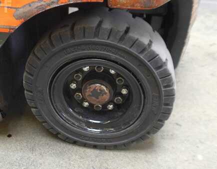 El Truck - 4-hjul 2010  Toyota 7FBMF25 (7)