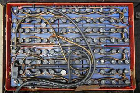 Vontató 2012  Still R07-25 (5)