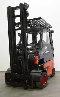 El truck - 4 hjulet 2019  Linde E 40/600 H 388 (1)