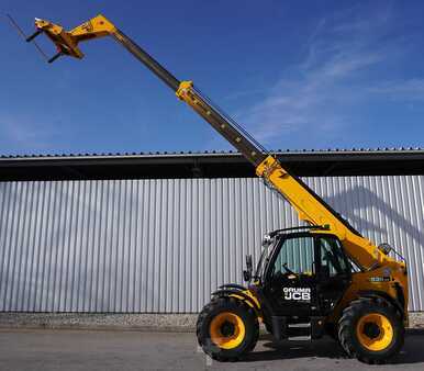 Dieselový VZV 2023  JCB 535-95 (4)