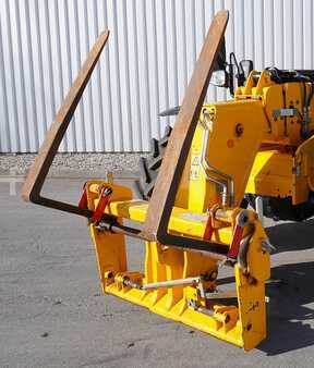 Dieselový VZV 2023  JCB 535-95 (6)