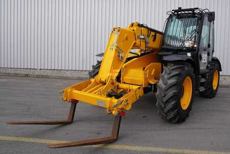 Dieselový VZV 2023  JCB 535-95 (1)