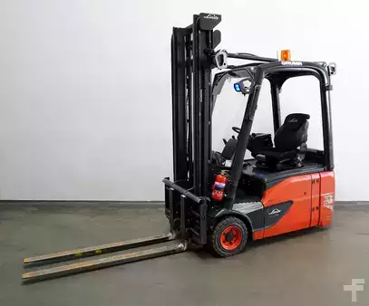 Elektromos 3 kerekű 2018  Linde E 16 EVO 386-02 (1)