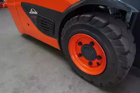 3-wiel elektrische heftrucks 2025  Linde E 14 EVO 386-02 (9)