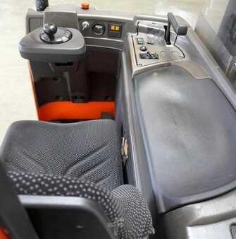 Hochhubwagen 2016  BT SRE135 (3)