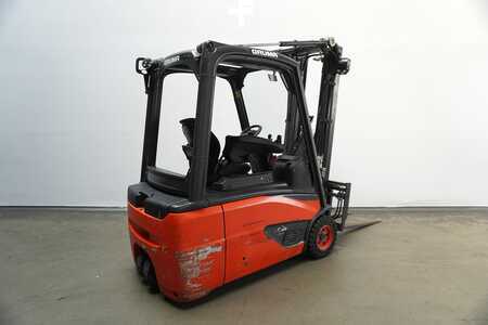 Chariots électriques à 3 roues 2014  Linde E 16 L EVO 386-02 (2)