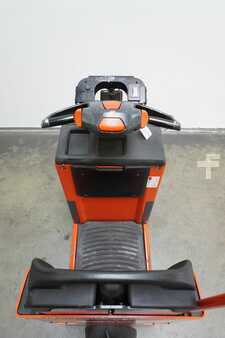 Chariots tracteurs 2018  Linde P 20 1193 (3)