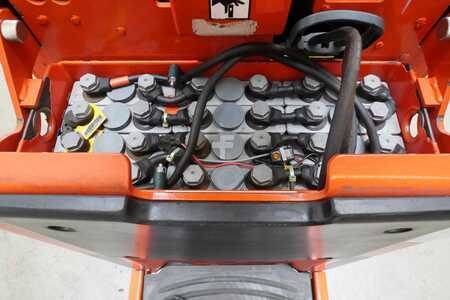 Chariots tracteurs 2018  Linde P 20 1193 (5)