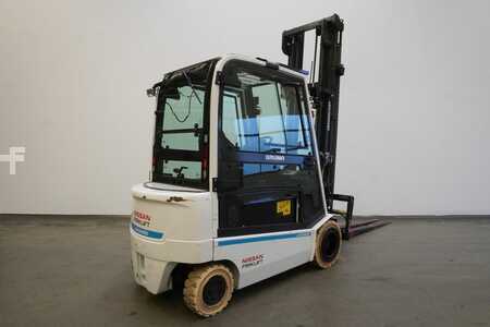 Elektromos 4 kerekű 2015  Nissan G1Q2L30Q (2)