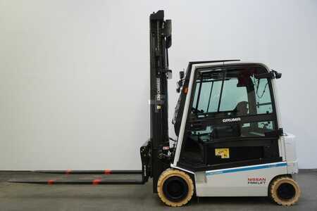 Elektromos 4 kerekű 2015  Nissan G1Q2L30Q (4)