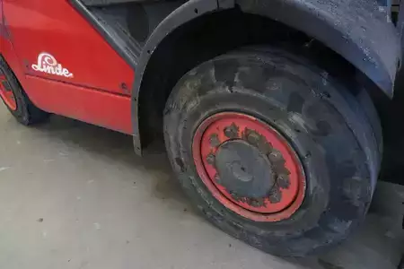 Nestekaasutrukki 2005  Linde H 50 T 394 (6)