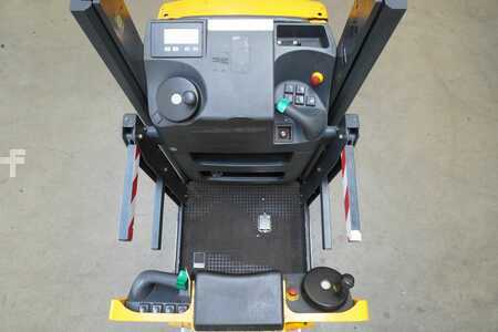 Vertikální vychystávací vozík 2014  Jungheinrich EKS110Z100 (3)