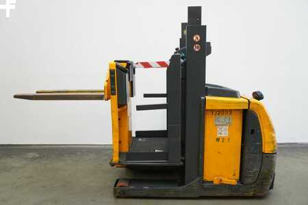 Vertikální vychystávací vozík 2014  Jungheinrich EKS110Z100 (4)