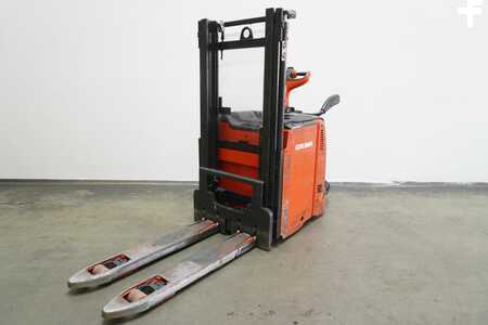 Pinontavaunu 2018  Linde D 12 AP 133 (2)