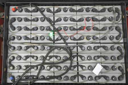 Tahač 2014  Linde P 250 127-05 (5)