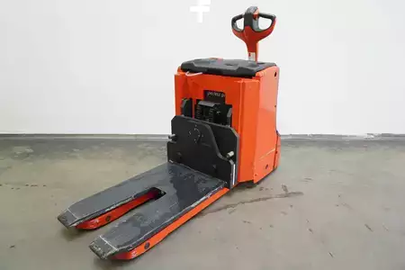 Niederhubwagen 2017  Linde T 20 1152 (2)