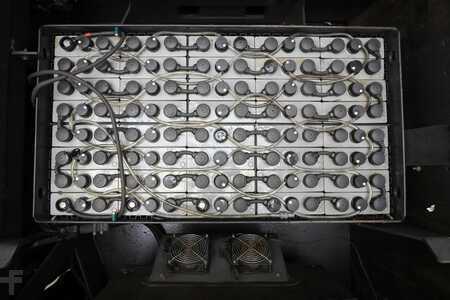 Schlepper 2018  Still R08-20 127 (5)