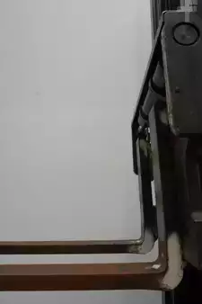 Chariots à mât rétractable 2017  Linde R 16 HD 1120 (6)